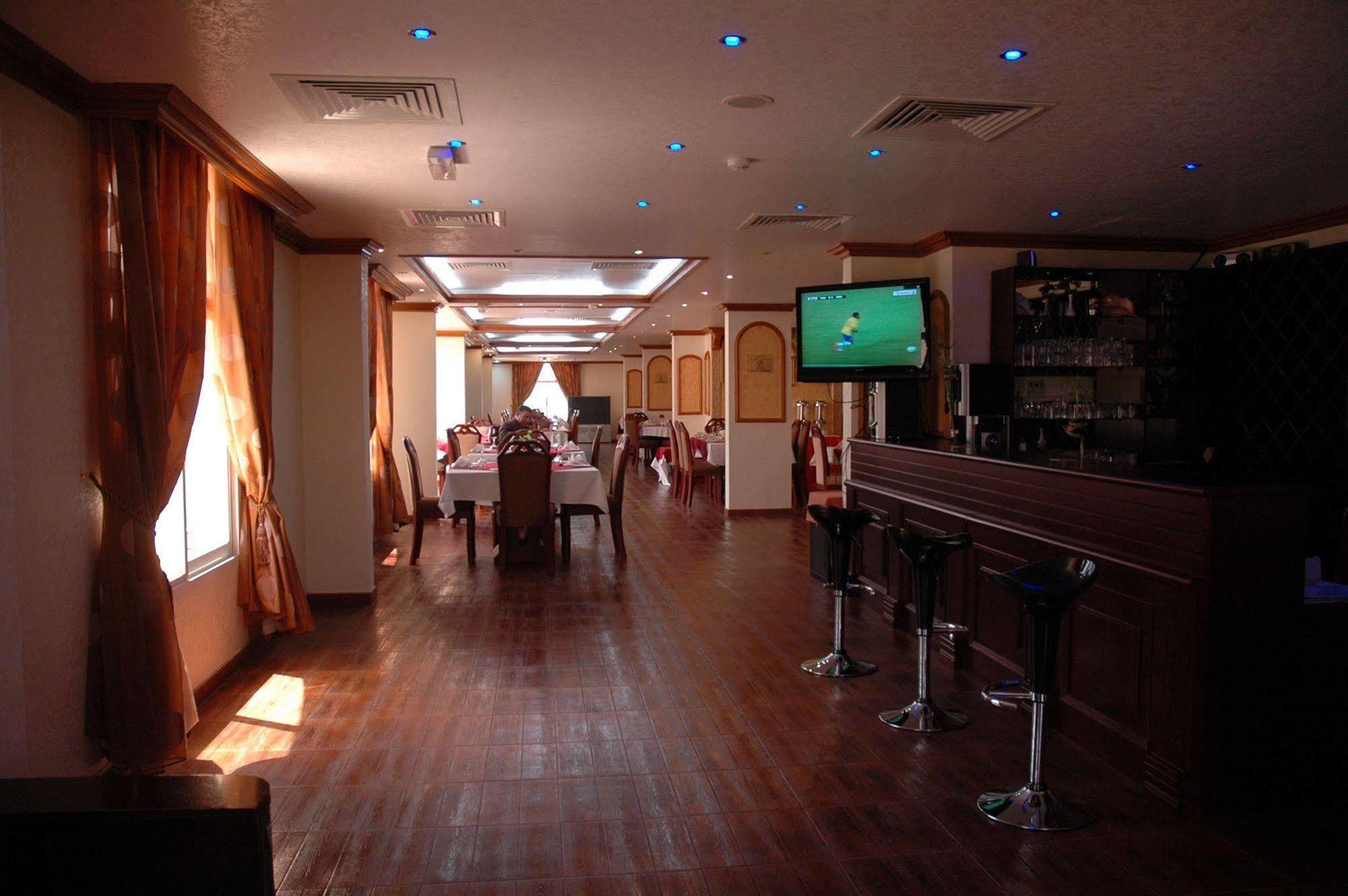 Hotel Golden Oasis Маскат Екстер'єр фото