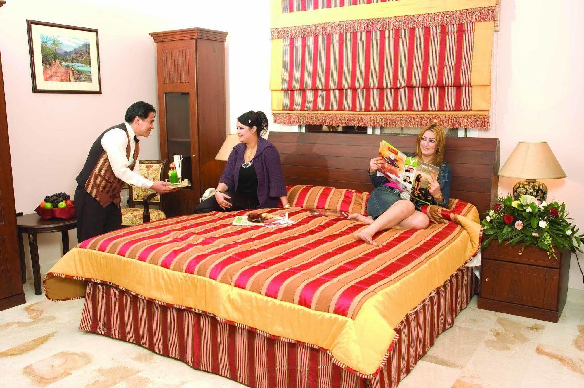 Hotel Golden Oasis Маскат Екстер'єр фото